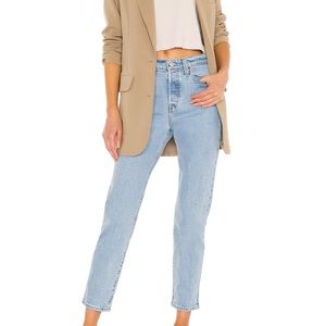 Levi’s Wedgie Icon  Jeans in Tango size 28